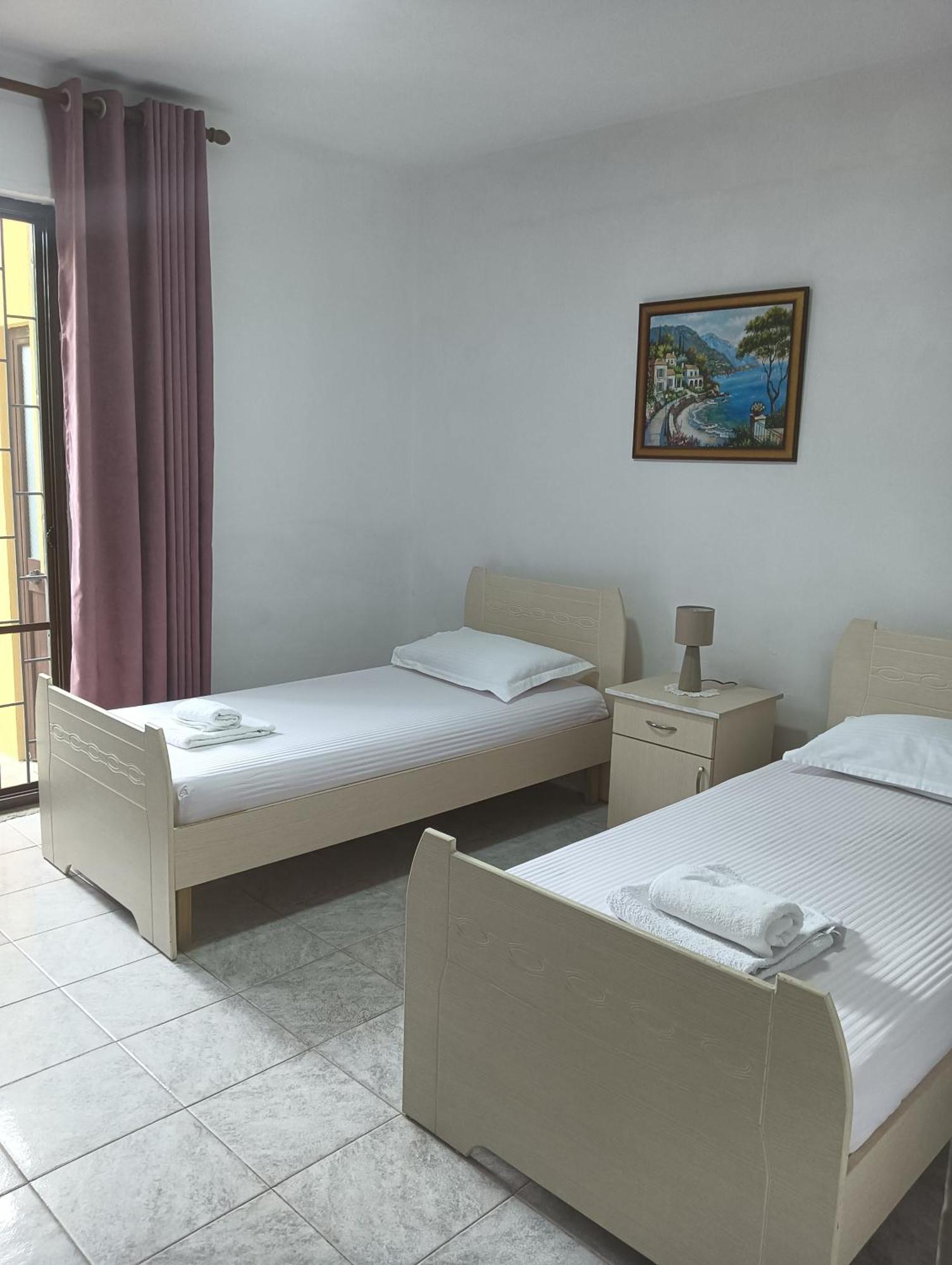 Vila Aliaj Luxury Apartment With 2 Rooms With Private Wonderful Terrace Durres Luaran gambar