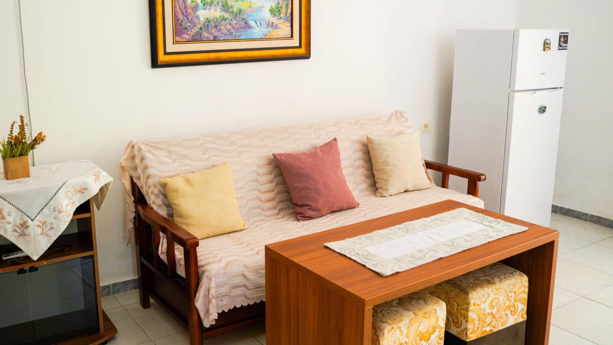 Vila Aliaj Luxury Apartment With 2 Rooms With Private Wonderful Terrace Durres Luaran gambar